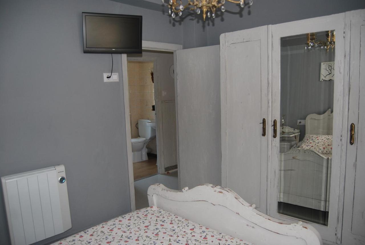 צה Apartamento A Cascada מראה חיצוני תמונה